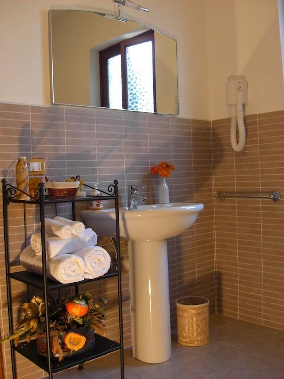 Pietra Preziosa Bed & Breakfast 皮特拉利古 客房 照片